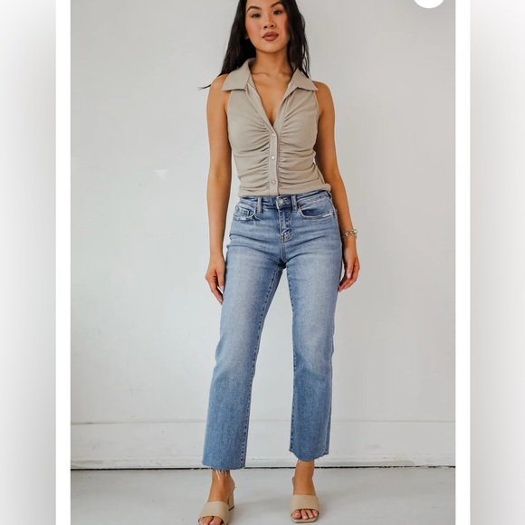 Vervet Melissa Mid-Rise Straight Jeans - Picture 1 of 7